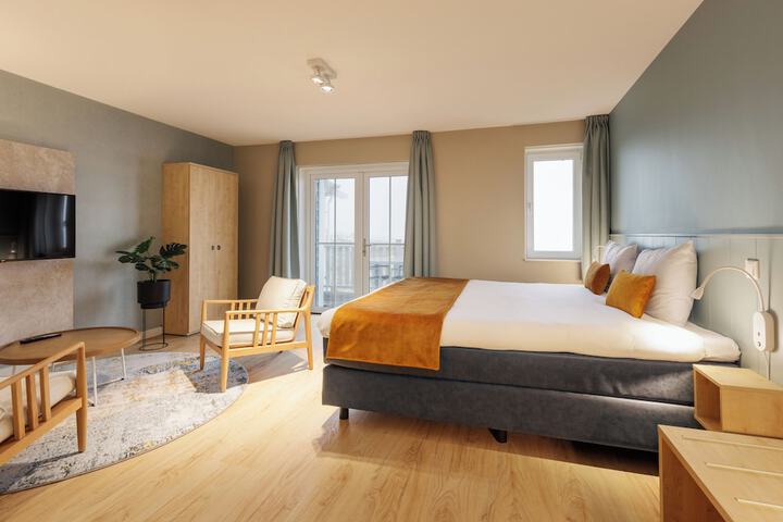 Room 14 of 40