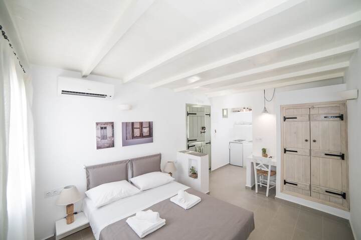Room 3 of 45