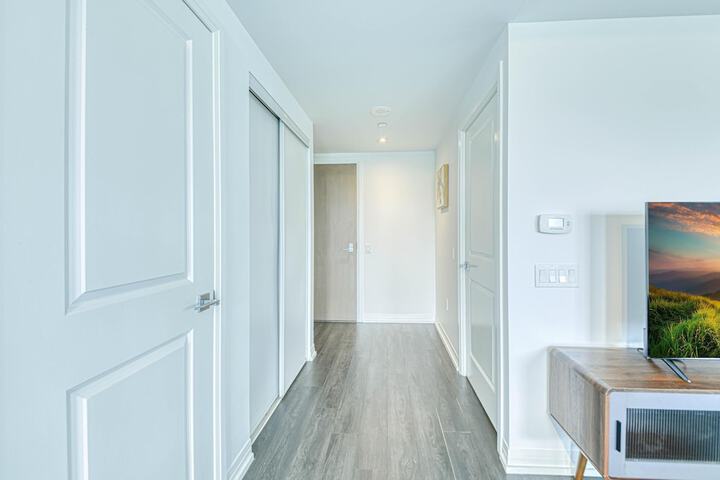 Room 216 of 340