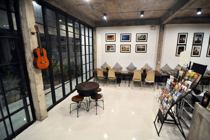 Hotel Interior 118 of 138