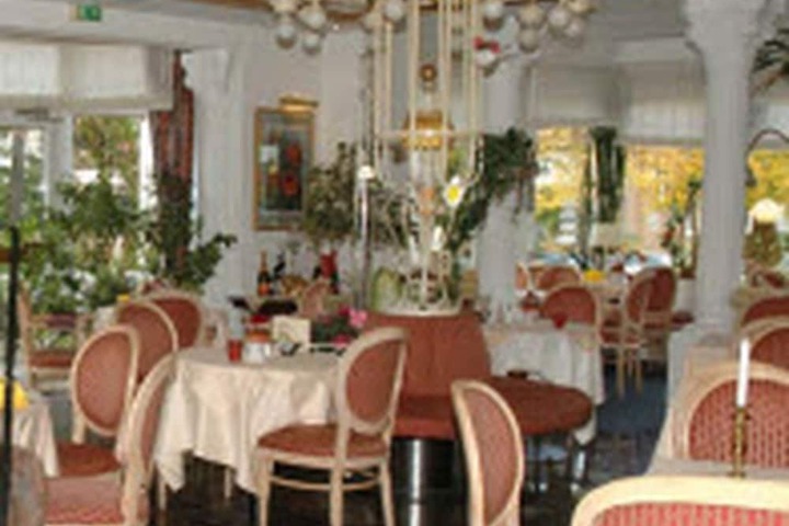Breakfast/Coffee Service 15 of 29