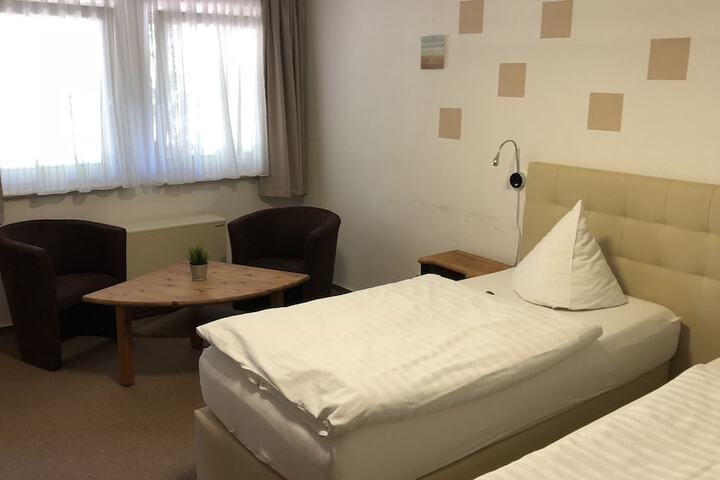 Room 15 of 81