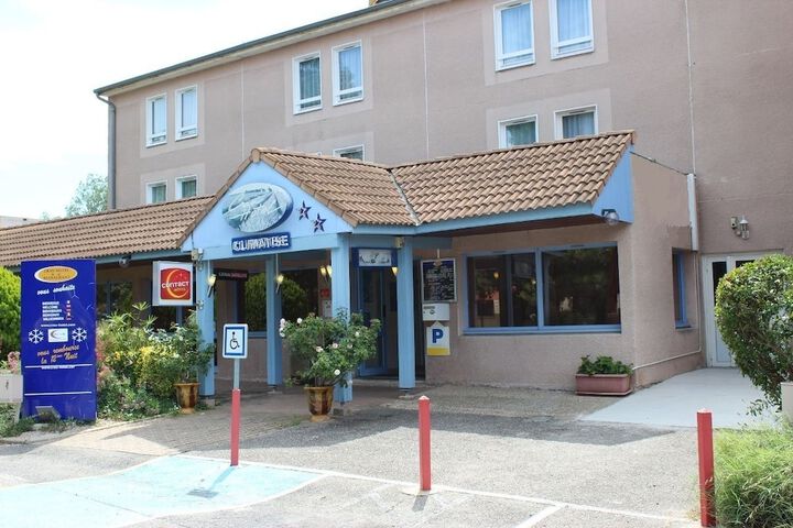 Hotel 28 of 29