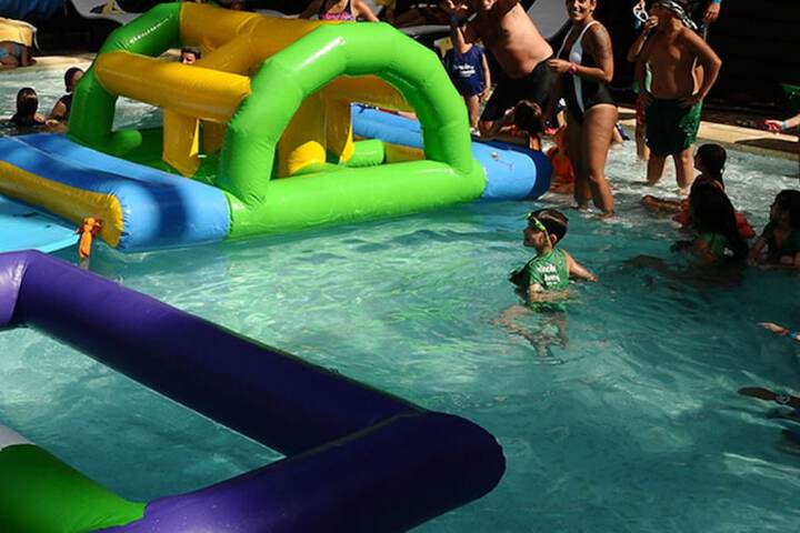 Pool 2 of 18