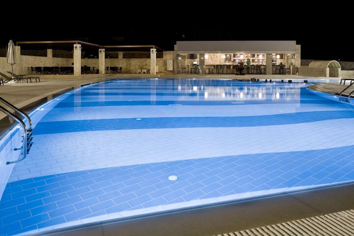 Pool 26 of 68