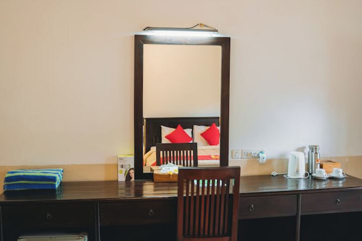 Room 56 of 176