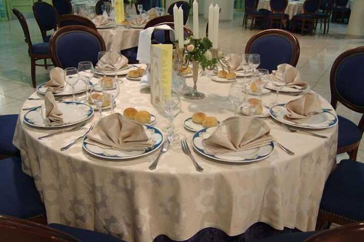 Dining 33 of 133