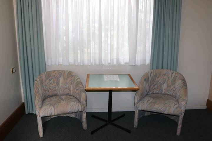 Room 18 of 32