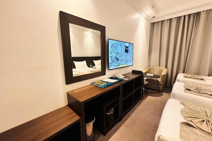 Room 15 of 39