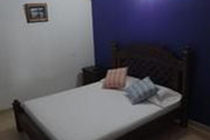 Room 3 of 59