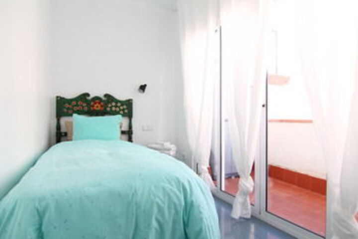 Room 51 of 140