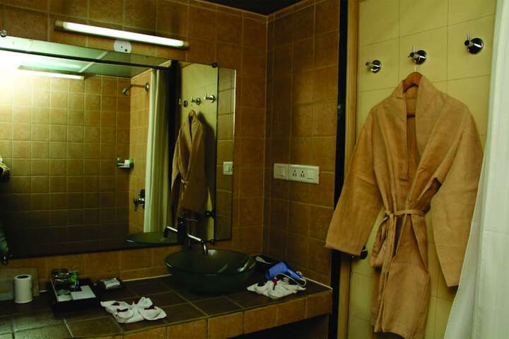 Room 16 of 43