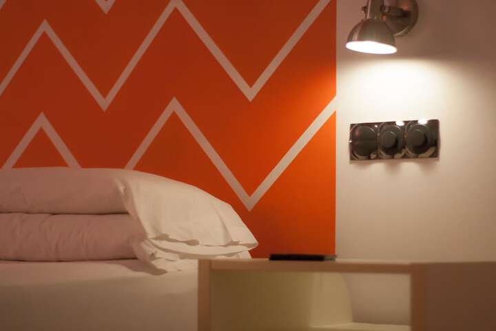 Room 13 of 20