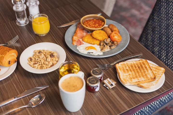 Breakfast/Coffee Service 54 of 87