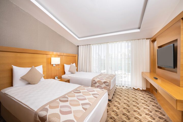 Room 60 of 321