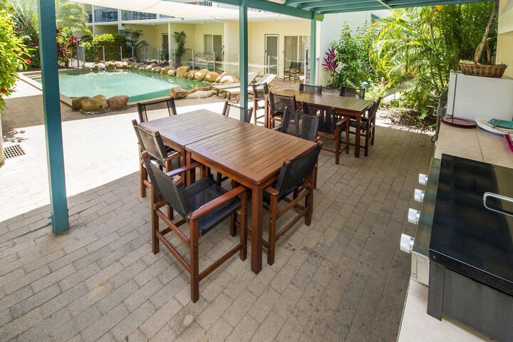 Terrace/Patio 21 of 23