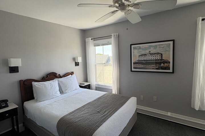 Room 10 of 41