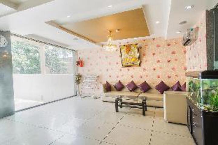 Hotel Deep Continental