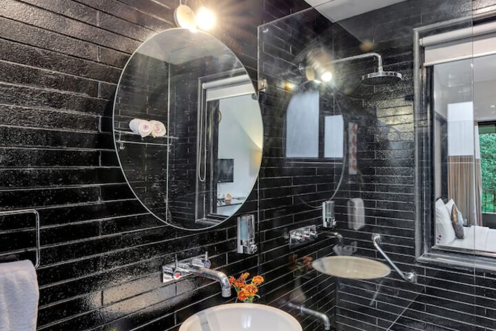 Bathroom Interior Photo