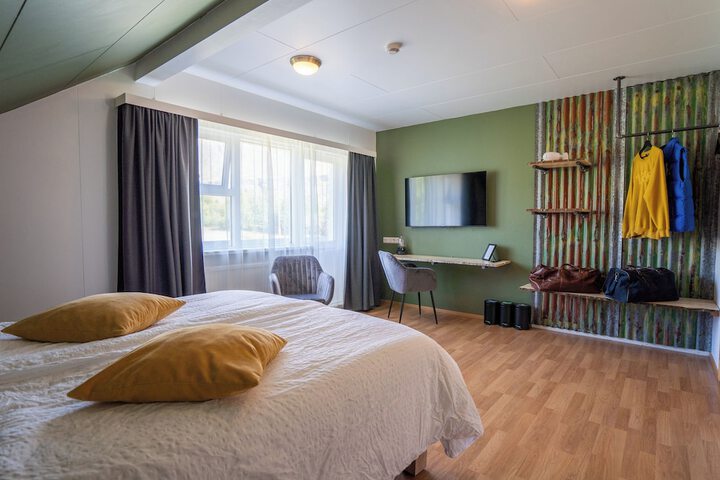 Room 16 of 123