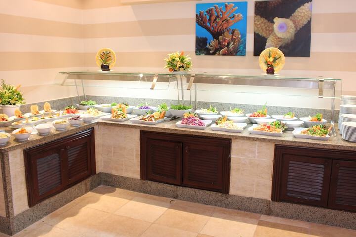Dining Photos