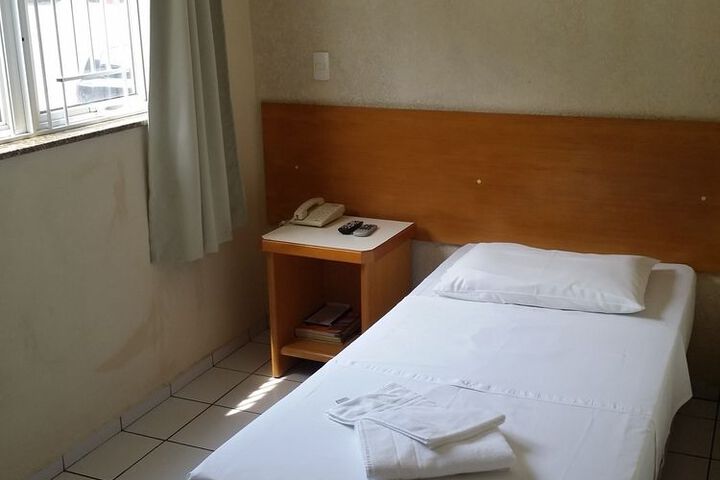 Room 21 of 30