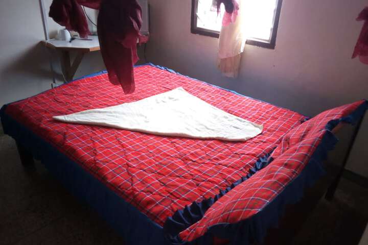 Room 3 of 20