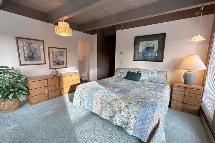 Room 4 of 49
