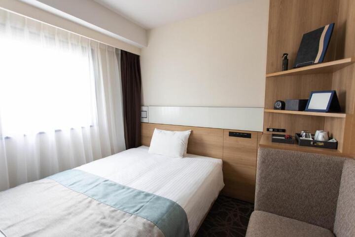 Room 21 of 62