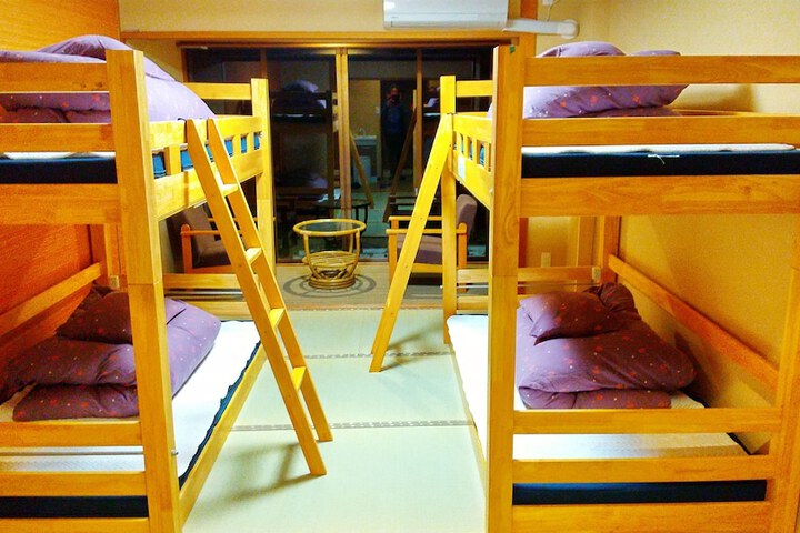 Room 20 of 76
