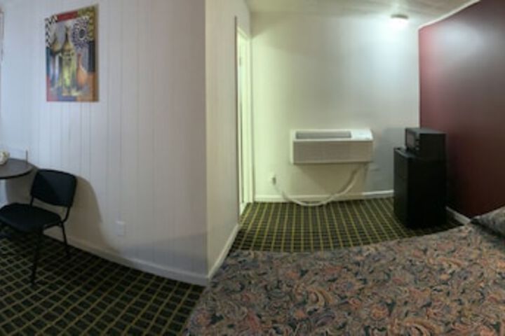 1 Double Bed (5 of 13)