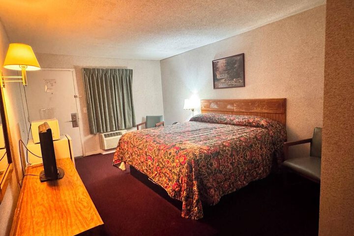 Room 30 of 91