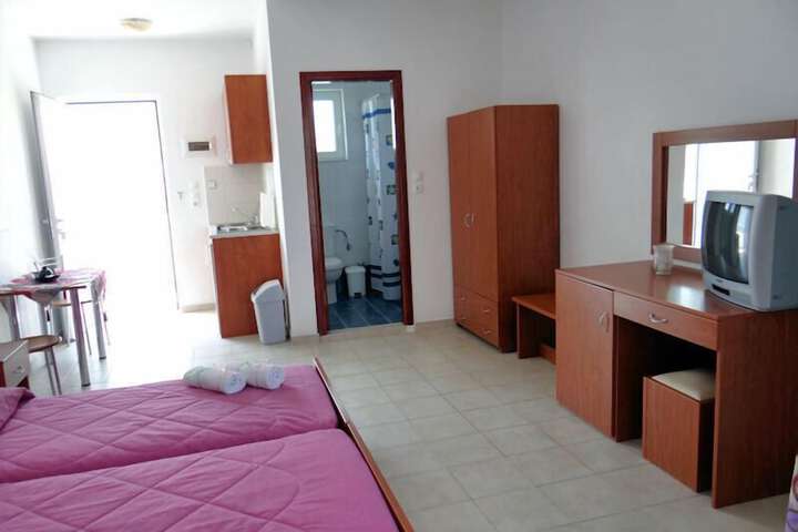 Room 52 of 78