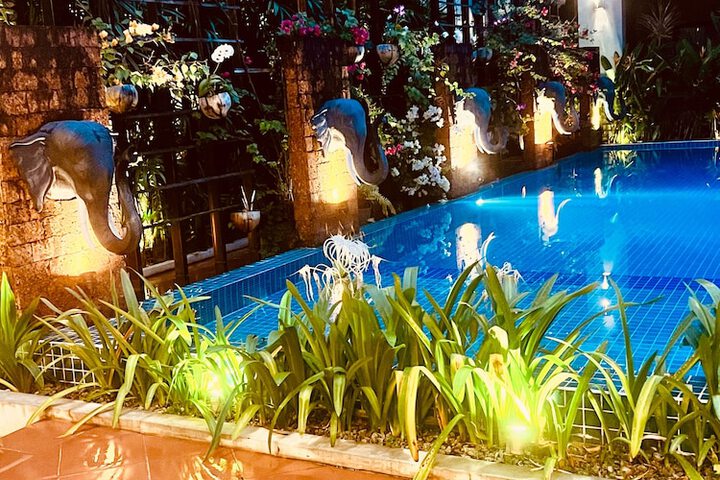 Pool 107 of 174
