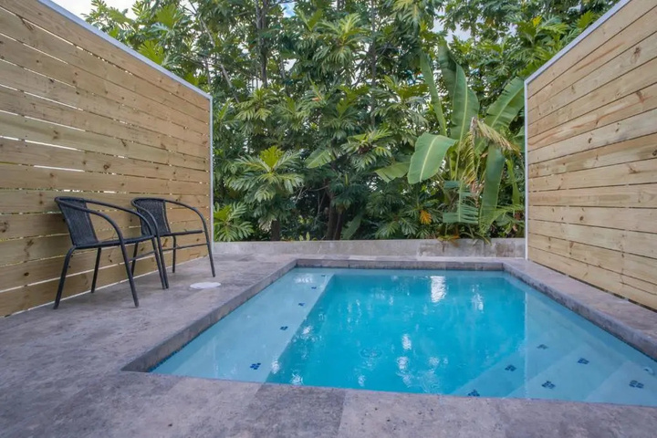 Pool 9 of 12