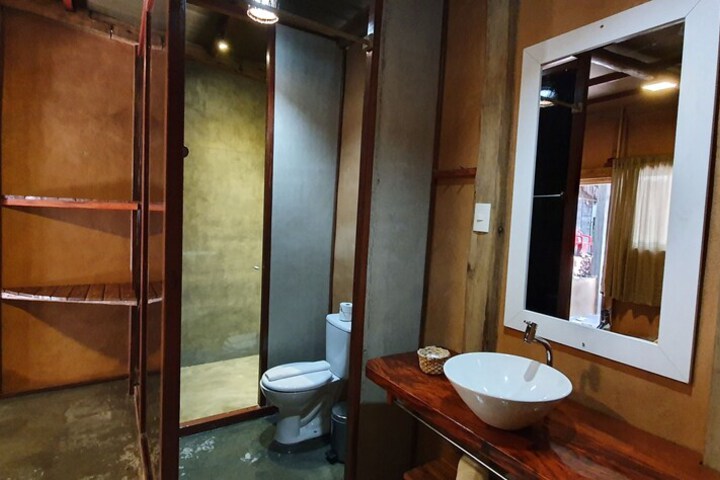 Room 3 of 35