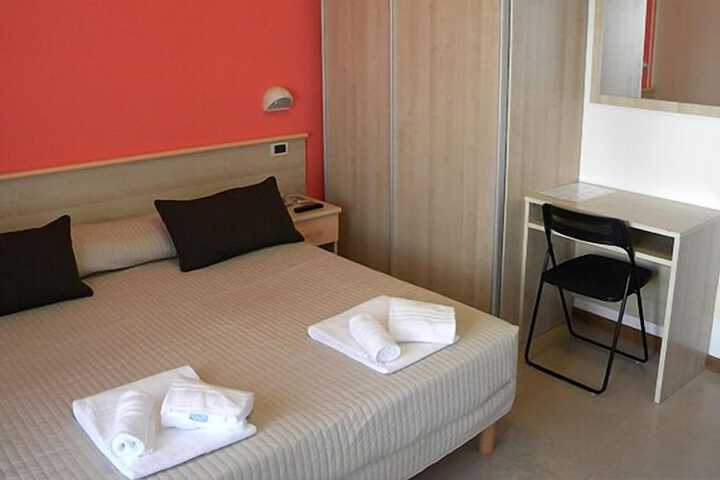 Room 40 of 71