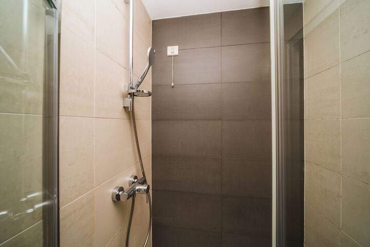 Room 56 of 65