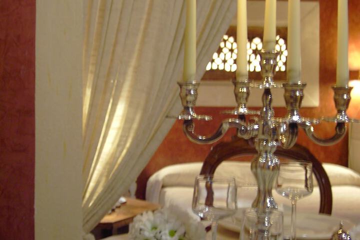 Room 8 of 25
