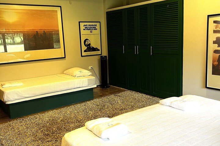 Room 28 of 95