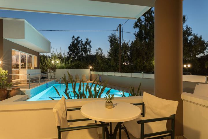Terrace/Patio 33 of 35
