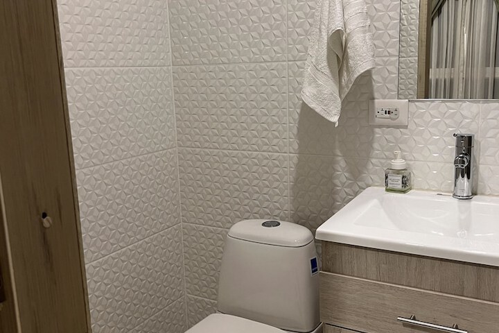 Room 37 of 42