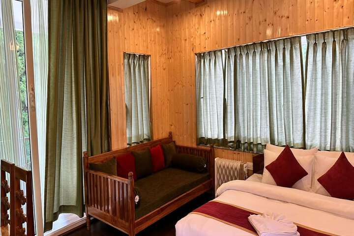 Room 36 of 251