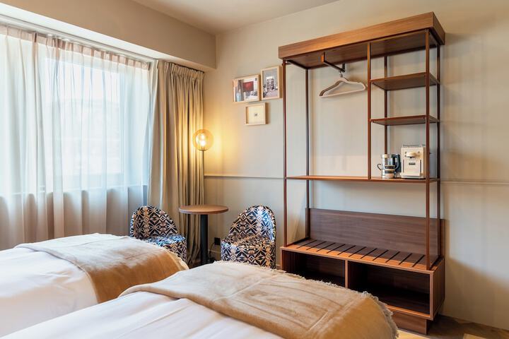 Room 10 of 54