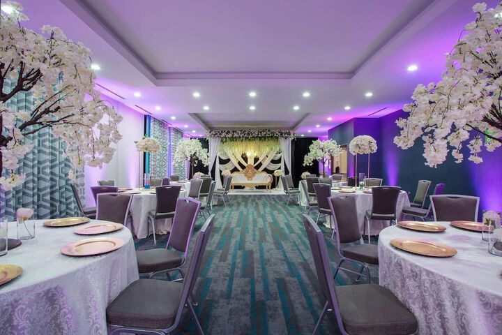 Wedding/Banquet 24 of 29