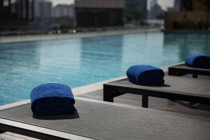 Hotel Pool