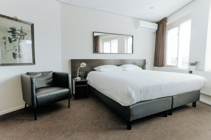 Room 16 of 67