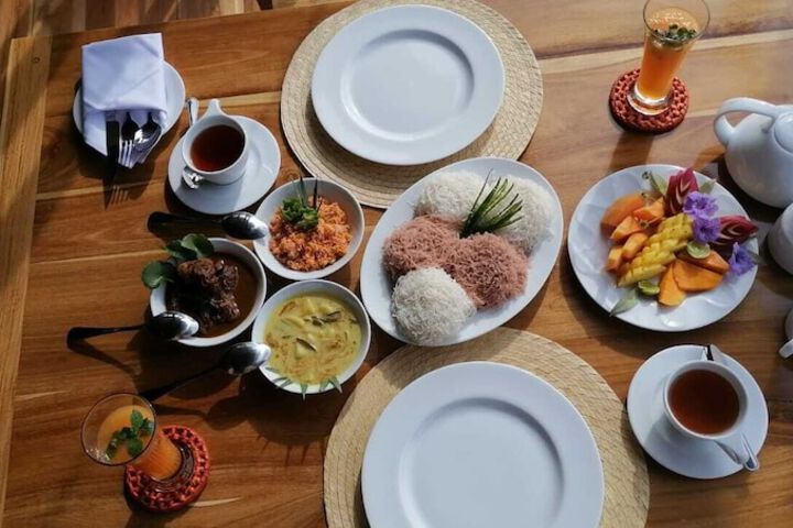 Dining 74 of 117