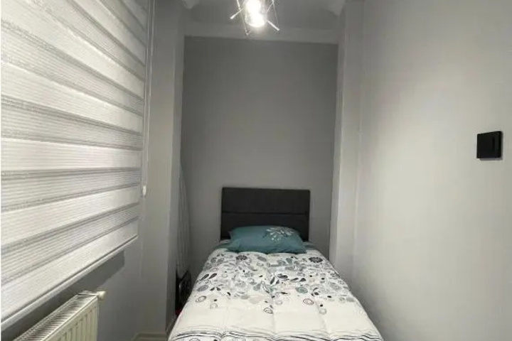 Room 3 of 6
