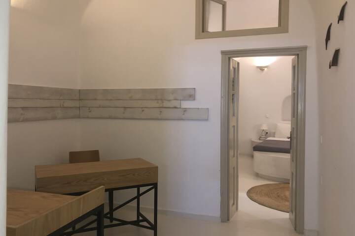 Room 11 of 31